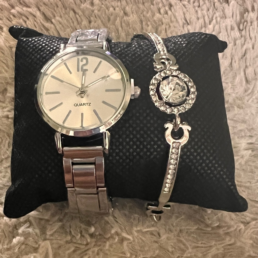 Brand New Watche Set